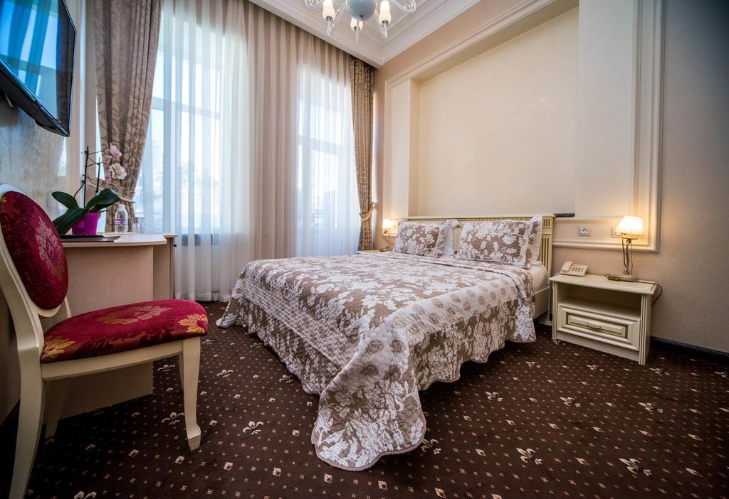 Vintage Hotel โอเดสซา ภายนอก รูปภาพ